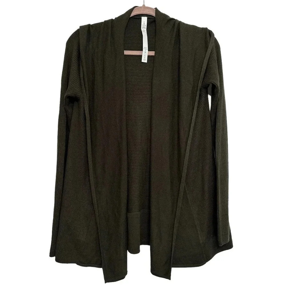 Lululemon women’s Sundown Sweater cardigan. Size 6